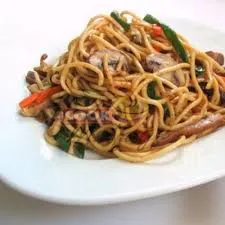 BEEF NOODLES