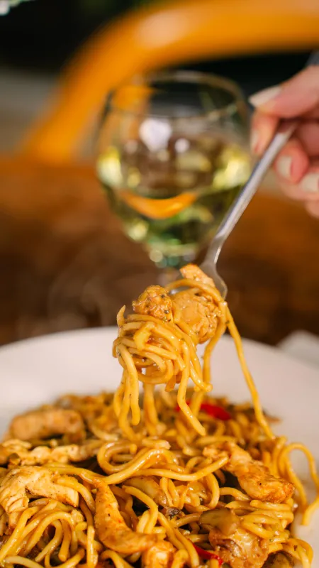 TAVUKLU NOODLE