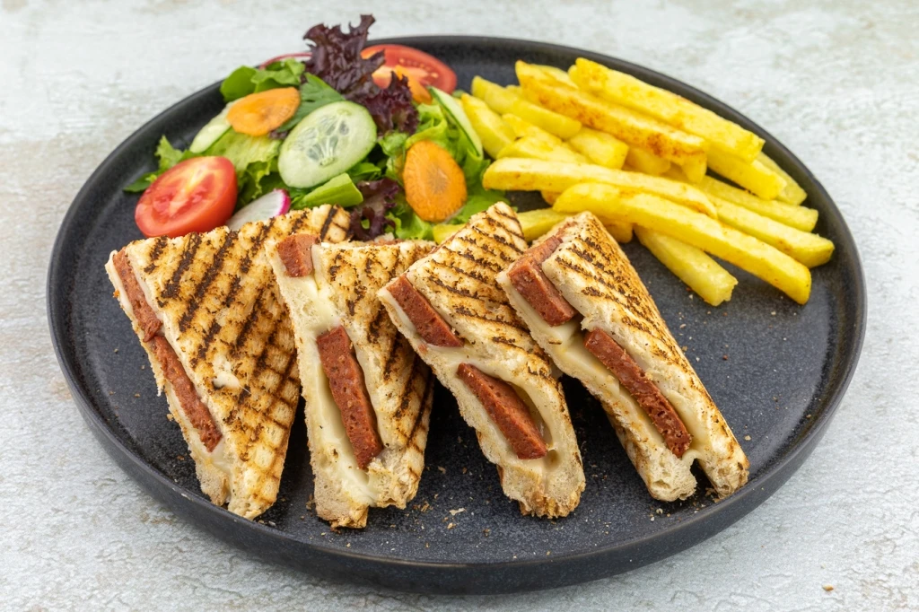 KARIŞIK TOST