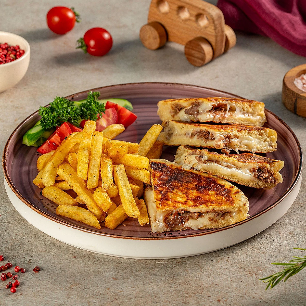 BAZLAMA TOST KAŞARLI