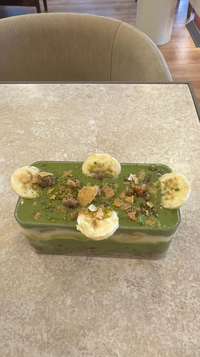 Pistachio sponful